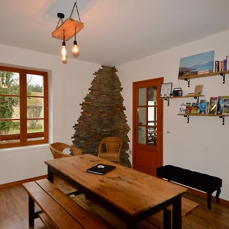 Maison Maliga J&G House Saint-Pierre-de-Curtille Ngoại thất bức ảnh