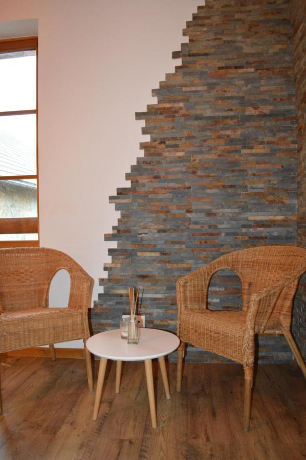 Maison Maliga J&G House Saint-Pierre-de-Curtille Ngoại thất bức ảnh